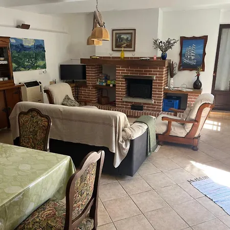 Romantic With Fireplace And Hot Tub Διαμέρισμα Castellero