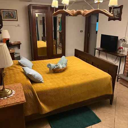 Διαμέρισμα Romantic With Fireplace And Hot Tub Castellero