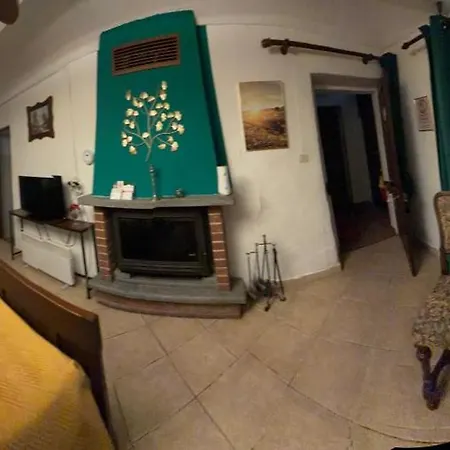 Διαμέρισμα Romantic With Fireplace And Hot Tub *