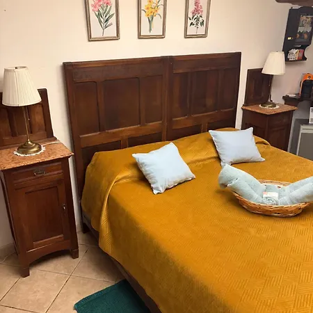 Romantic With Fireplace And Hot Tub * Castellero